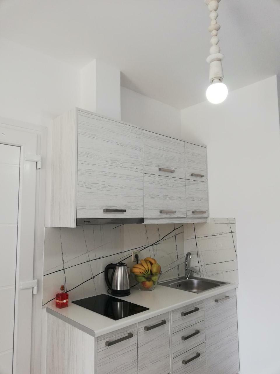 Meltemi Beach Apartments Mílatosz Kültér fotó