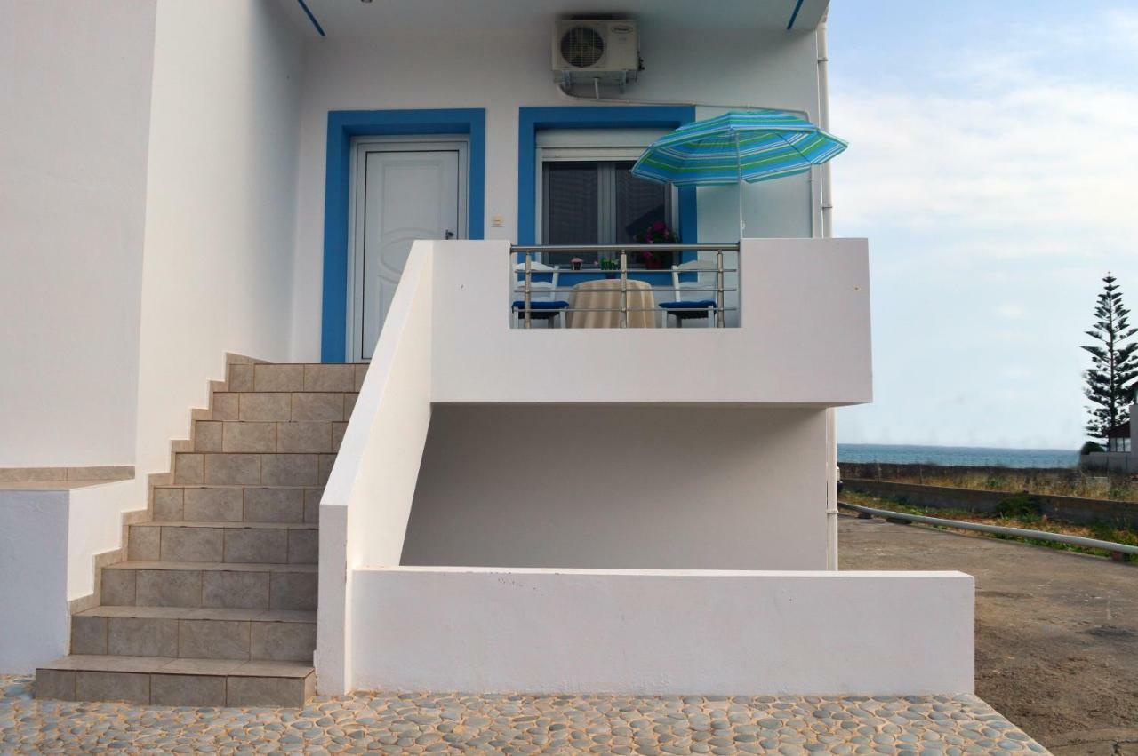 Meltemi Beach Apartments Mílatosz Kültér fotó