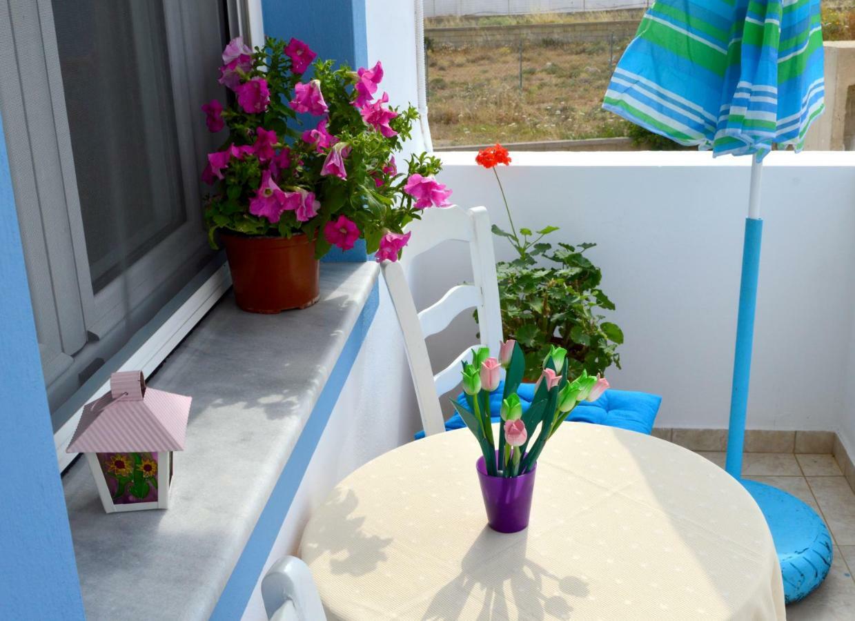 Meltemi Beach Apartments Mílatosz Kültér fotó